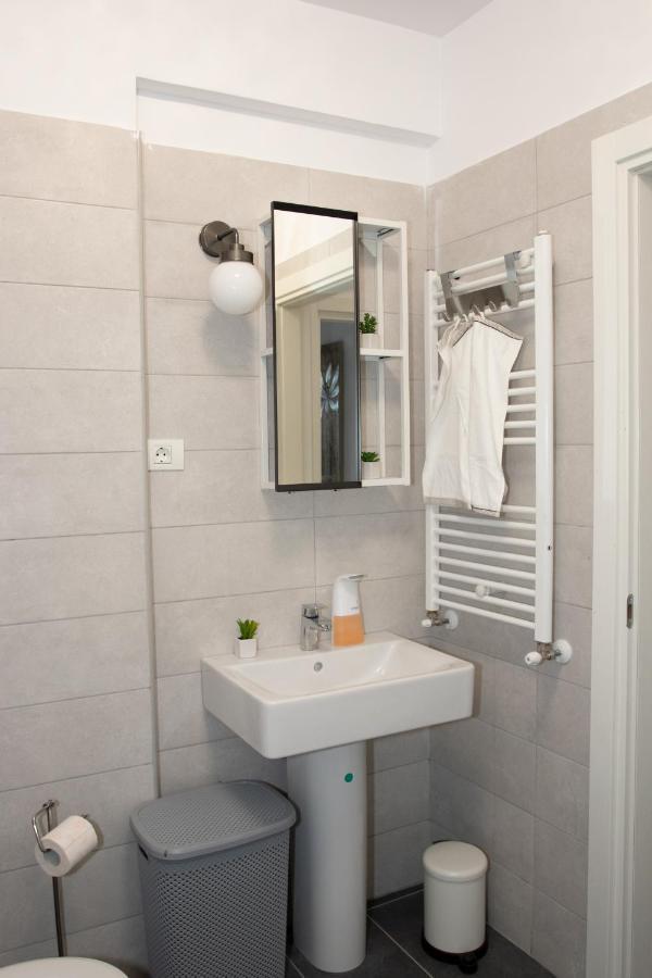 Lazo Two Room- Luxury Apartment Boekarest Buitenkant foto