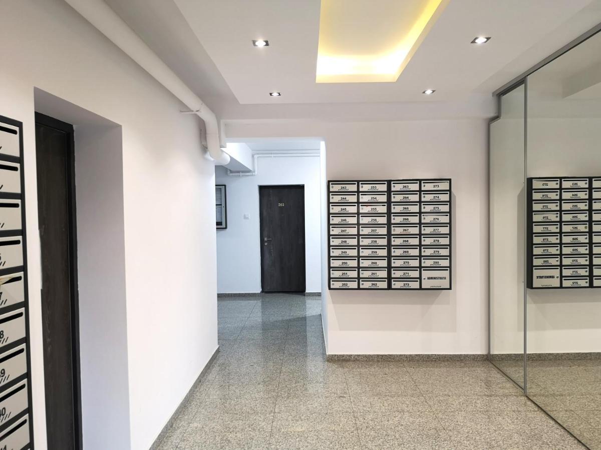 Lazo Two Room- Luxury Apartment Boekarest Buitenkant foto