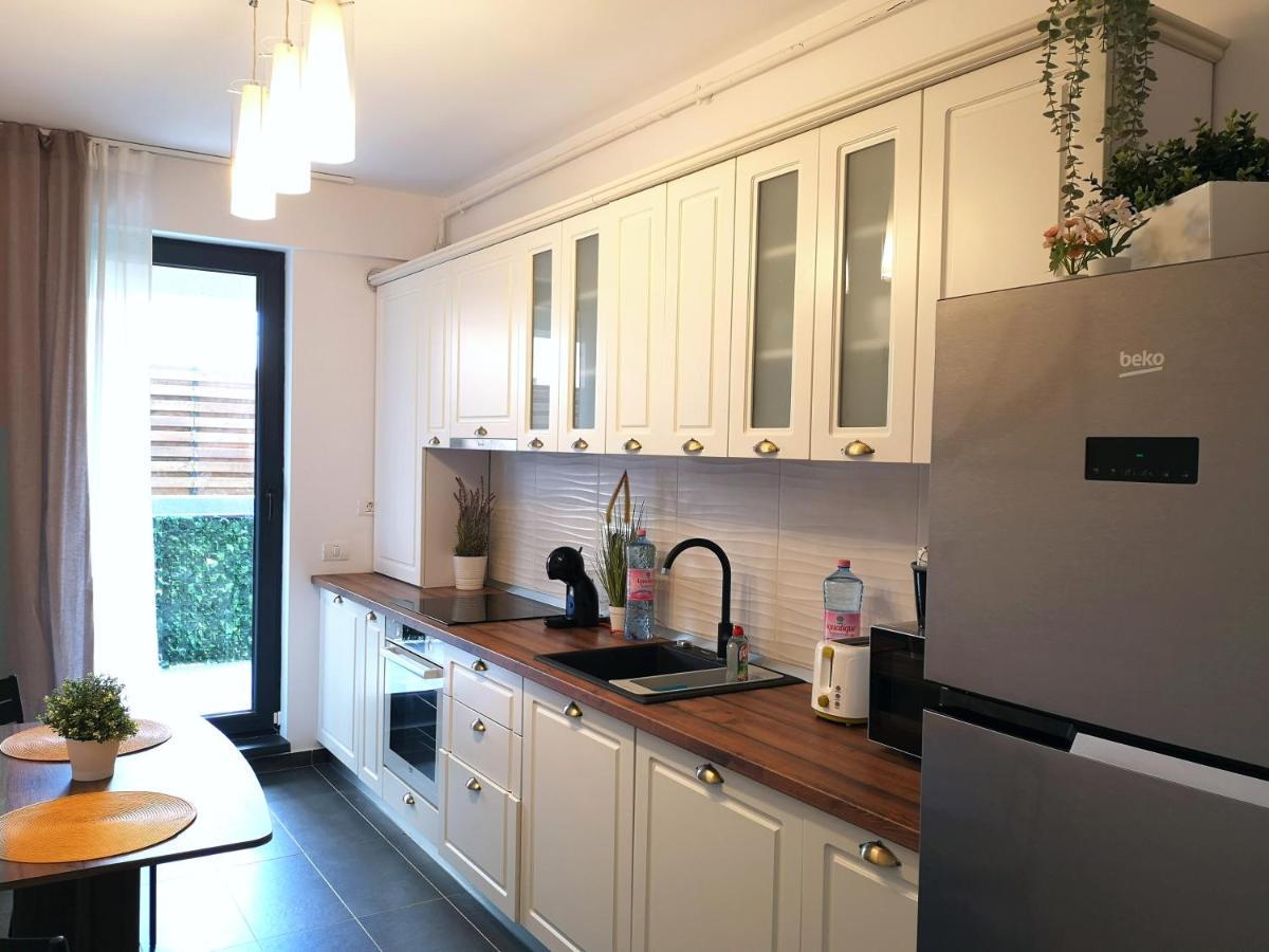 Lazo Two Room- Luxury Apartment Boekarest Buitenkant foto
