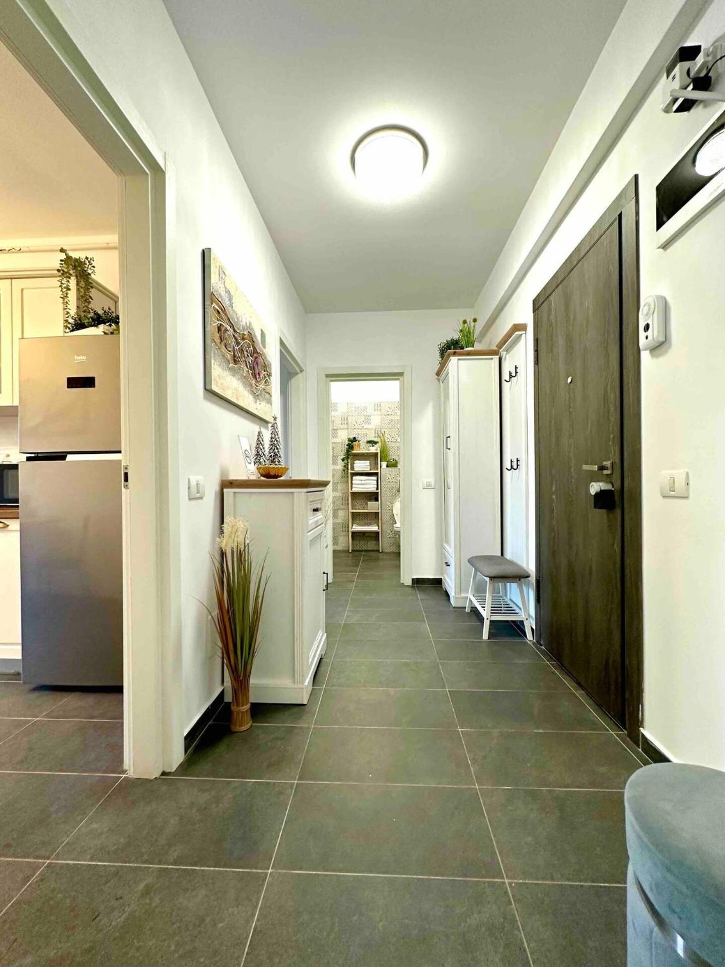 Lazo Two Room- Luxury Apartment Boekarest Buitenkant foto